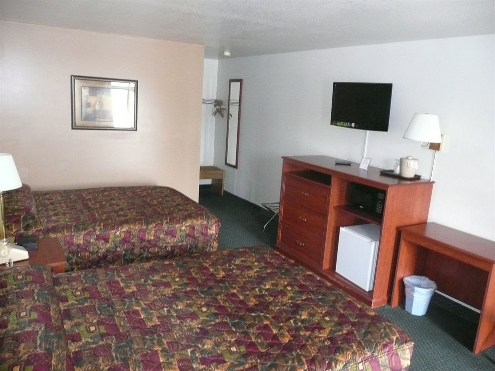 National 9 Mount Nebo Motel Нефи Екстериор снимка